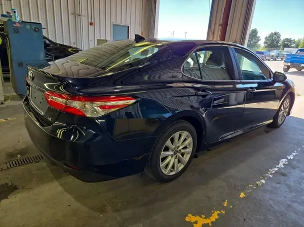 4T1C11AK2LU369368 2020 TOYOTA CAMRY - Image 2