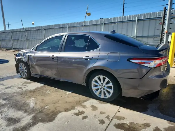 4T1C11AK2LU381102 2020 TOYOTA CAMRY - Image 2