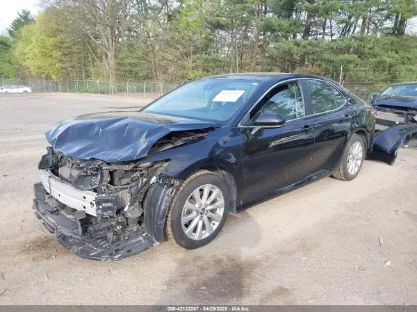 4T1C11AK2LU393699 2020 TOYOTA CAMRY - Image 2
