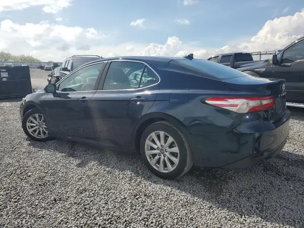 4T1C11AK2LU858093 2020 TOYOTA CAMRY - Image 2