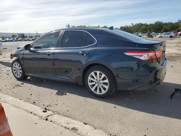 4T1C11AK2LU869739 2020 TOYOTA CAMRY - Image 2