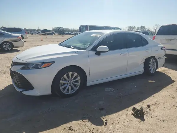 4T1C11AK2LU881289 2020 TOYOTA CAMRY - Image 1