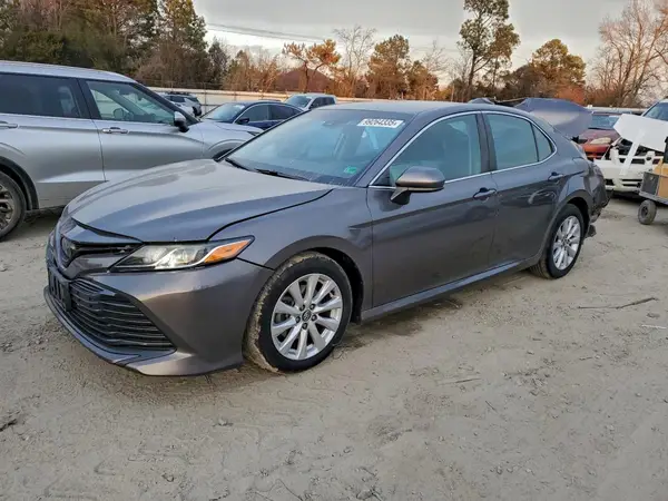 4T1C11AK2LU886721 2020 TOYOTA CAMRY - Image 1