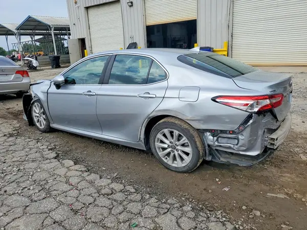 4T1C11AK2LU892194 2020 TOYOTA CAMRY - Image 2