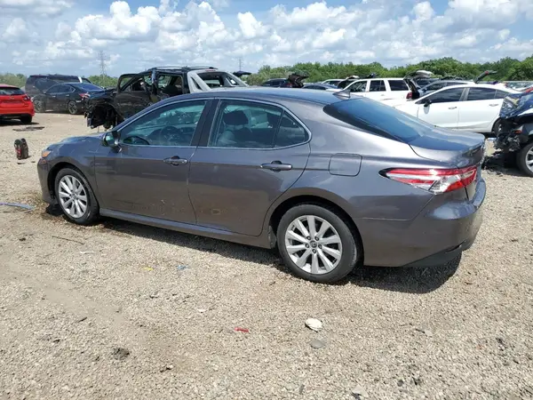 4T1C11AK2LU902593 2020 TOYOTA CAMRY - Image 2