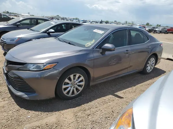 4T1C11AK2LU918826 2020 TOYOTA CAMRY - Image 1