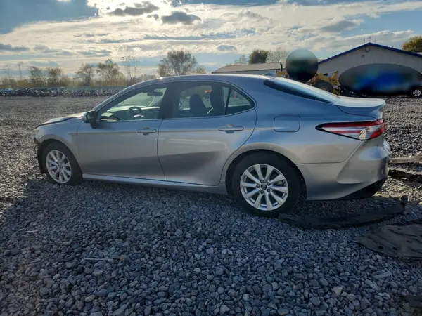 4T1C11AK2LU929017 2020 TOYOTA CAMRY - Image 2