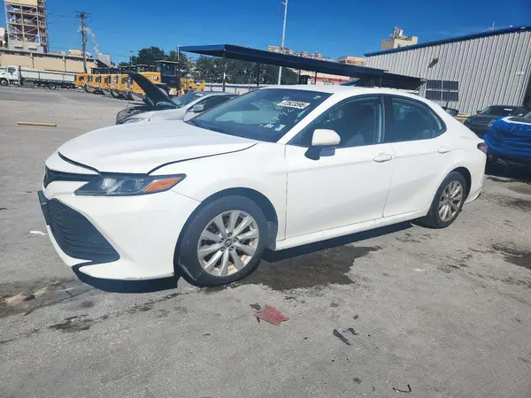 4T1C11AK2LU929969 2020 TOYOTA CAMRY - Image 1
