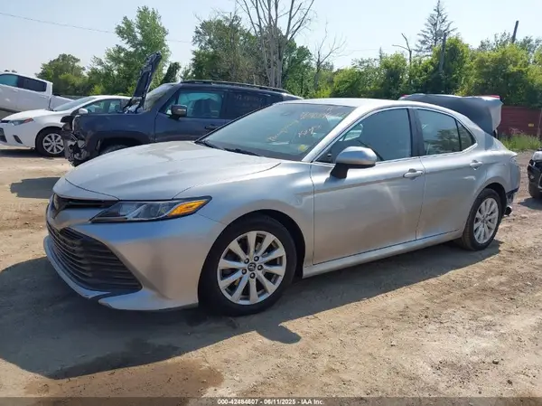 4T1C11AK2LU931396 2020 TOYOTA CAMRY - Image 2