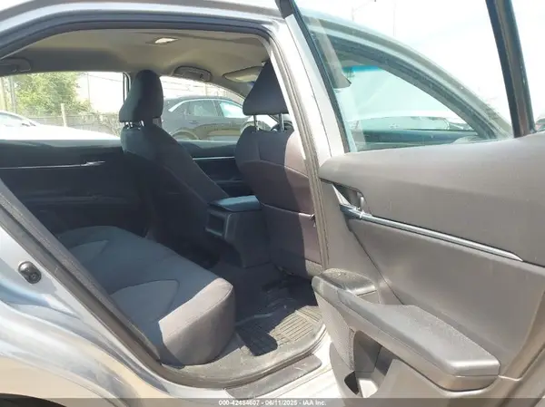 4T1C11AK2LU931396 2020 TOYOTA CAMRY - Image 8