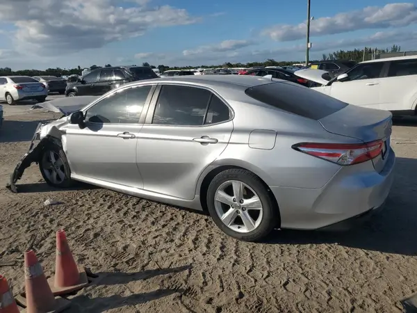 4T1C11AK2LU939787 2020 TOYOTA CAMRY - Image 2
