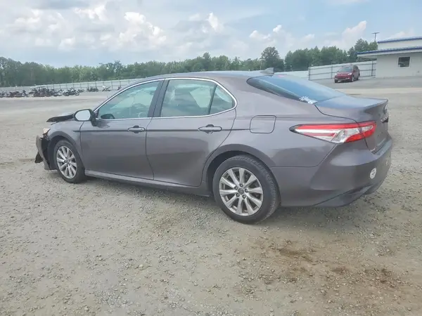 4T1C11AK2LU945332 2020 TOYOTA CAMRY - Image 2