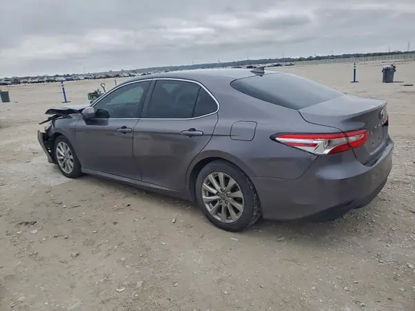 4T1C11AK2LU947288 2020 TOYOTA CAMRY - Image 2