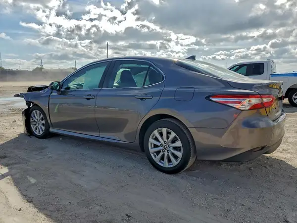 4T1C11AK2LU948604 2020 TOYOTA CAMRY - Image 2