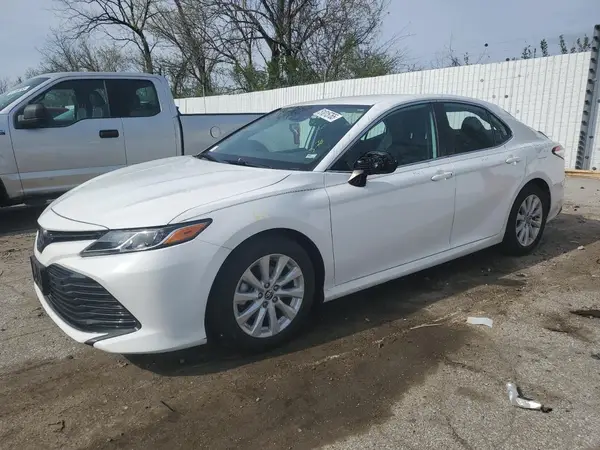 4T1C11AK2LU961935 2020 TOYOTA CAMRY - Image 1