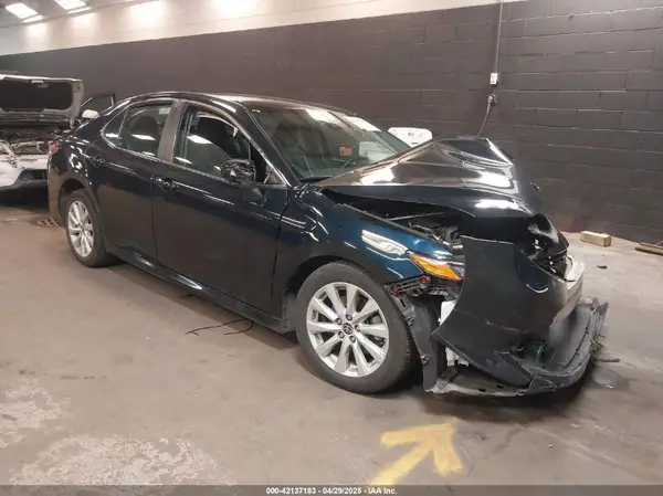 4T1C11AK2LU970425 2020 TOYOTA CAMRY - Image 1