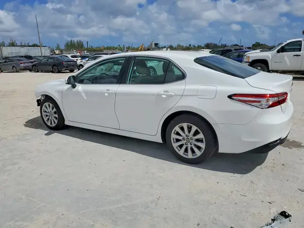 4T1C11AK2LU996409 2020 TOYOTA CAMRY - Image 2