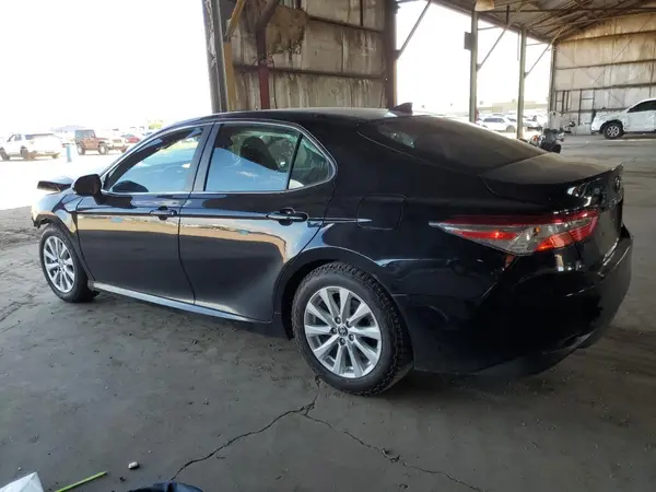 4T1C11AK2LU997866 2020 TOYOTA CAMRY - Image 2
