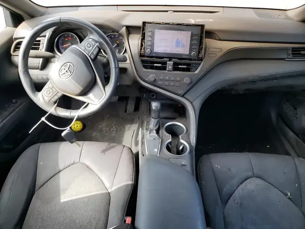 4T1C11AK2MU405786 2021 TOYOTA CAMRY - Image 8