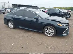 4T1C11AK2MU438142 2021 TOYOTA CAMRY