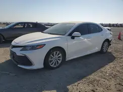 4T1C11AK2MU438819 2021 TOYOTA CAMRY