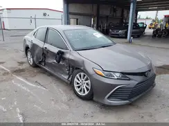 4T1C11AK2MU440568 2021 TOYOTA CAMRY
