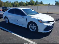 4T1C11AK2MU452929 2021 TOYOTA CAMRY