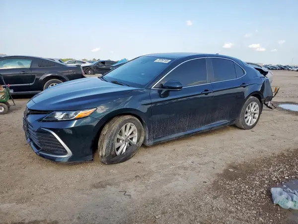 4T1C11AK2MU463820 2021 TOYOTA CAMRY - Image 1