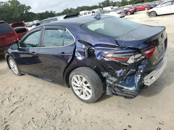 4T1C11AK2MU466863 2021 TOYOTA CAMRY - Image 2