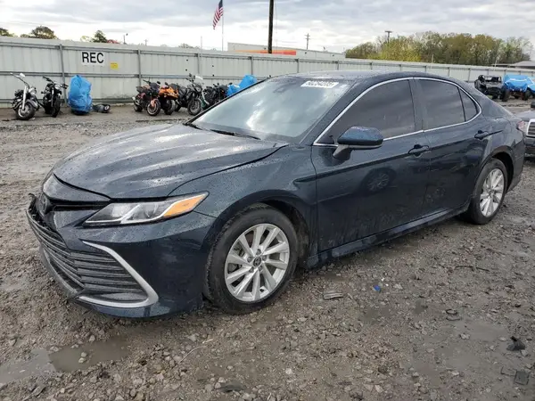 4T1C11AK2MU468967 2021 TOYOTA CAMRY - Image 1