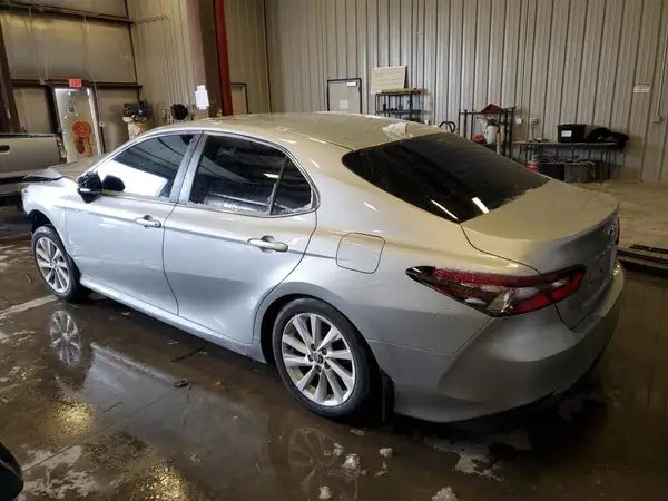 4T1C11AK2MU475322 2021 TOYOTA CAMRY - Image 2