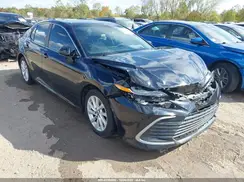 4T1C11AK2MU486384 2021 TOYOTA CAMRY