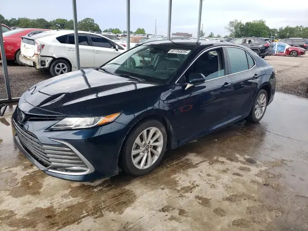 4T1C11AK2MU488524 2021 TOYOTA CAMRY - Image 1
