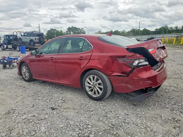 4T1C11AK2MU489530 2021 TOYOTA CAMRY - Image 2