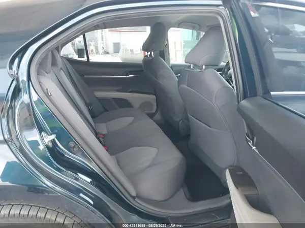 4T1C11AK2MU534448 2021 TOYOTA CAMRY - Image 8