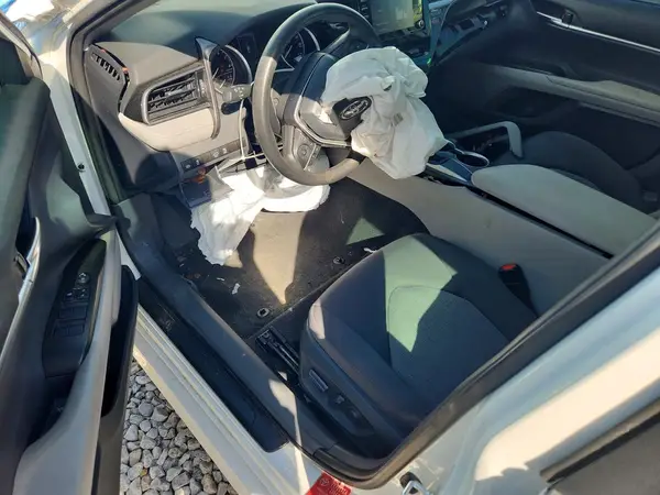 4T1C11AK2MU544462 2021 TOYOTA CAMRY - Image 8
