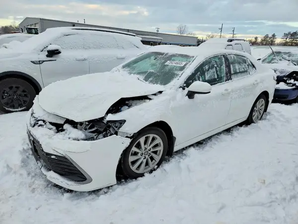 4T1C11AK2MU546115 2021 TOYOTA CAMRY - Image 1