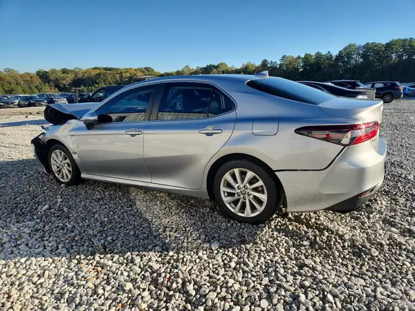 4T1C11AK2MU546535 2021 TOYOTA CAMRY - Image 2