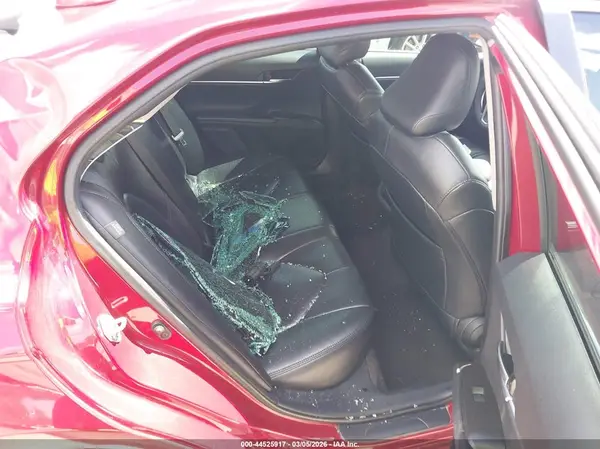 4T1C11AK2MU551380 2021 TOYOTA CAMRY - Image 8
