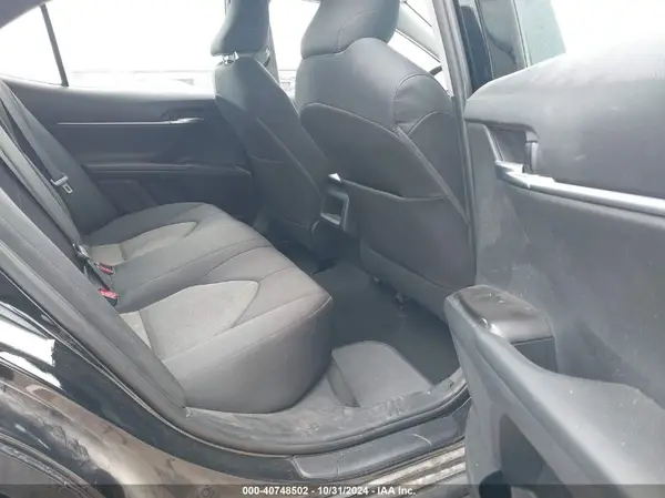 4T1C11AK2MU555168 2021 TOYOTA CAMRY - Image 8