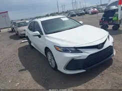 4T1C11AK2MU564453 2021 TOYOTA CAMRY