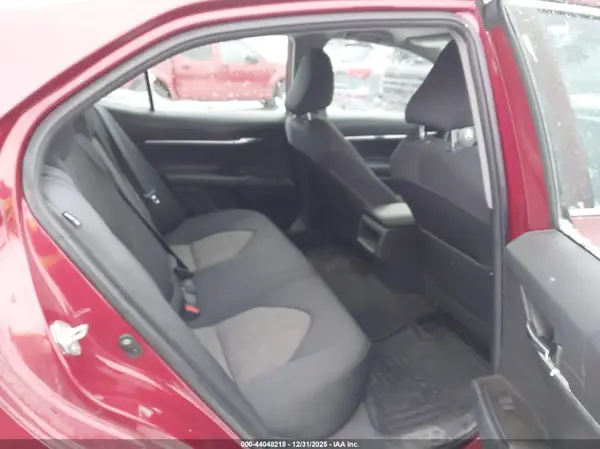 4T1C11AK2MU565036 2021 TOYOTA CAMRY - Image 8