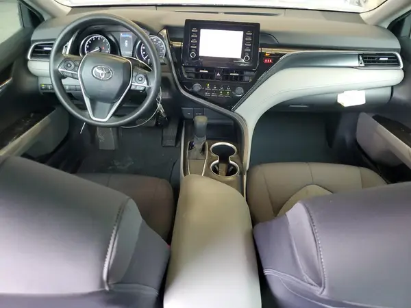 4T1C11AK2MU570978 2021 TOYOTA CAMRY - Image 8