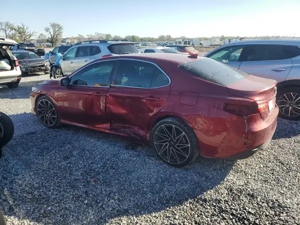 4T1C11AK2MU582130 2021 TOYOTA CAMRY - Image 2