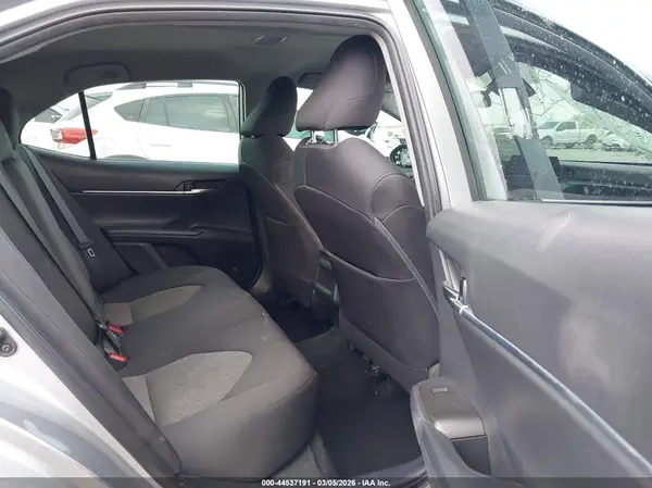 4T1C11AK2MU612789 2021 TOYOTA CAMRY - Image 8