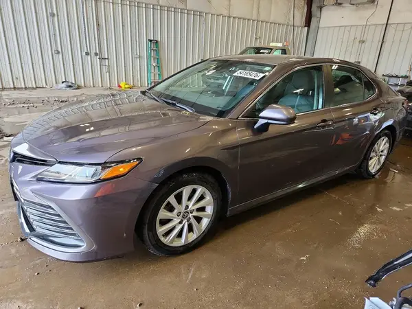 4T1C11AK2MU614834 2021 TOYOTA CAMRY - Image 1