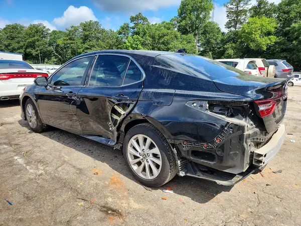 4T1C11AK2MU615921 2021 TOYOTA CAMRY - Image 2