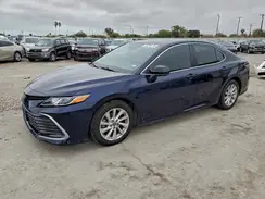 4T1C11AK2NU001002 2022 TOYOTA CAMRY