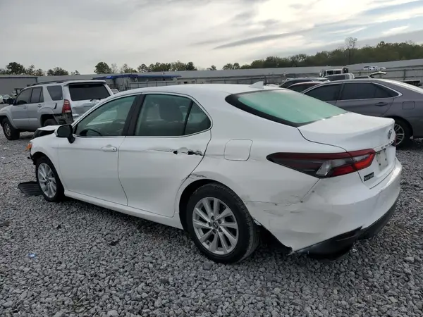4T1C11AK2NU050278 2022 TOYOTA CAMRY - Image 2