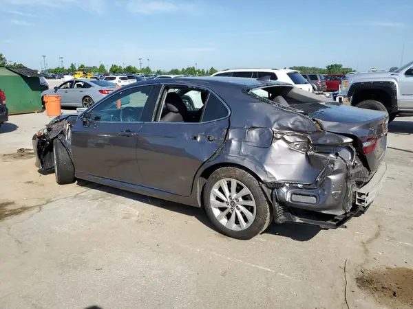 4T1C11AK2NU630162 2022 TOYOTA CAMRY - Image 2